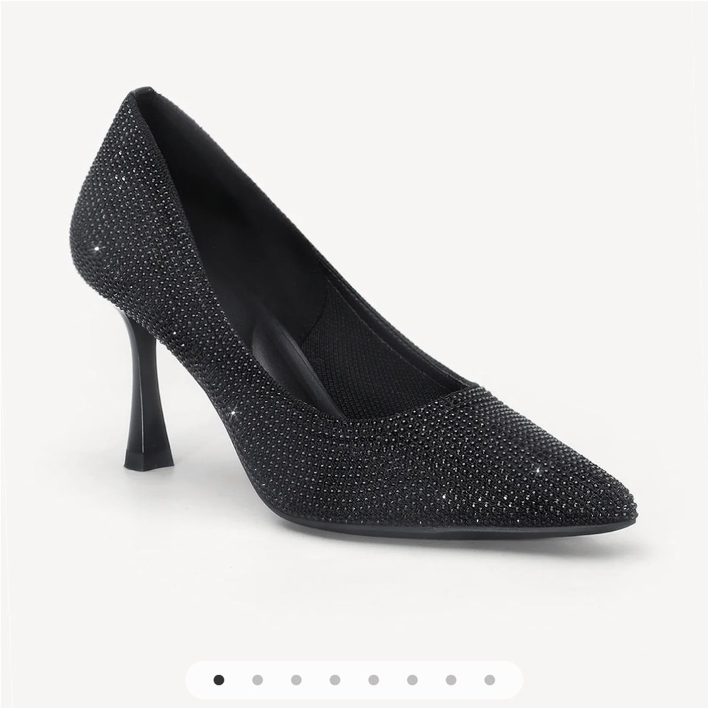 Crystal-Embellished Black Pointed Toe Heel